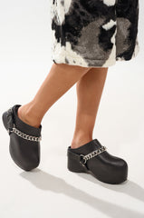 AZALEA WANG RILLMEY BLACK FLAT CLOG WITH METAL DETAIL