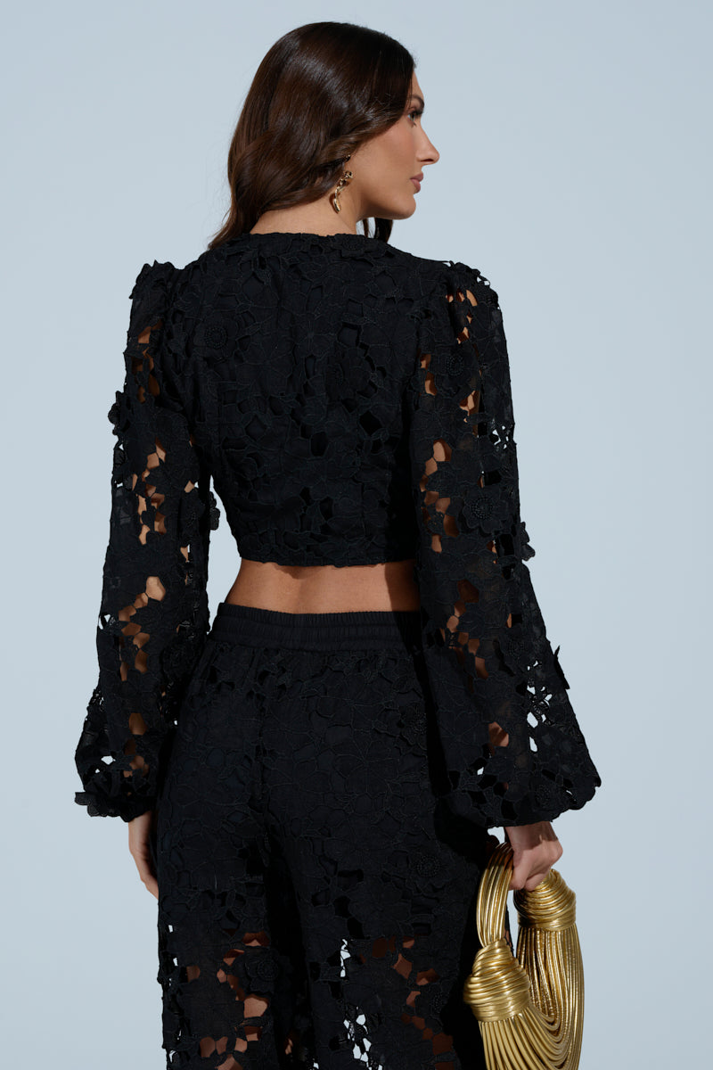 LATE NIGHT DREAMS FLORAL CUTOUT CROPPED BLOUSE