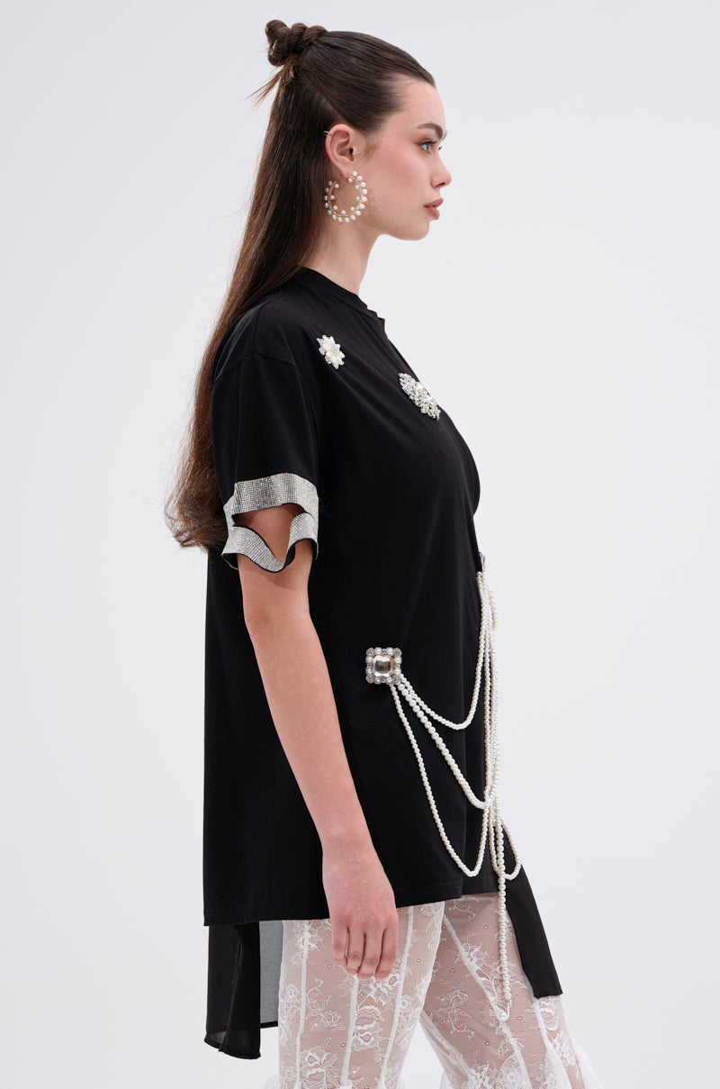 PEARL QUEEN OVERSIZED TEE