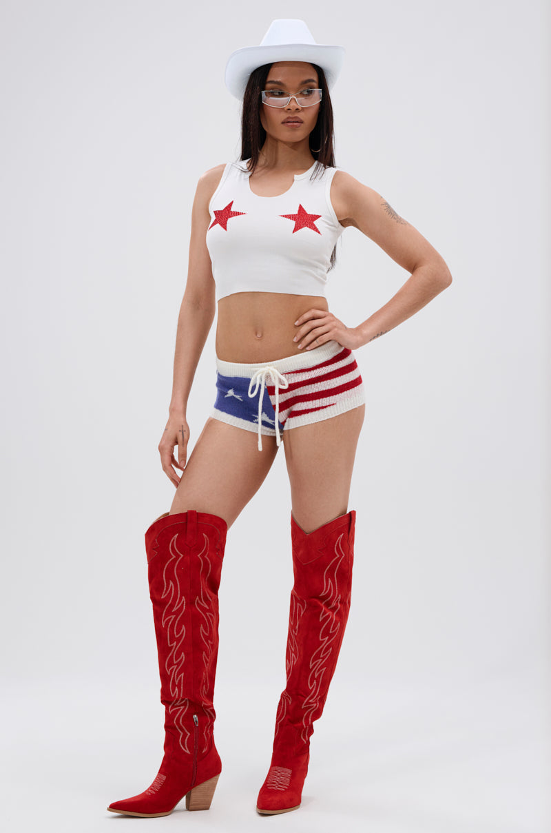 PARTY IN THE USA SHORT