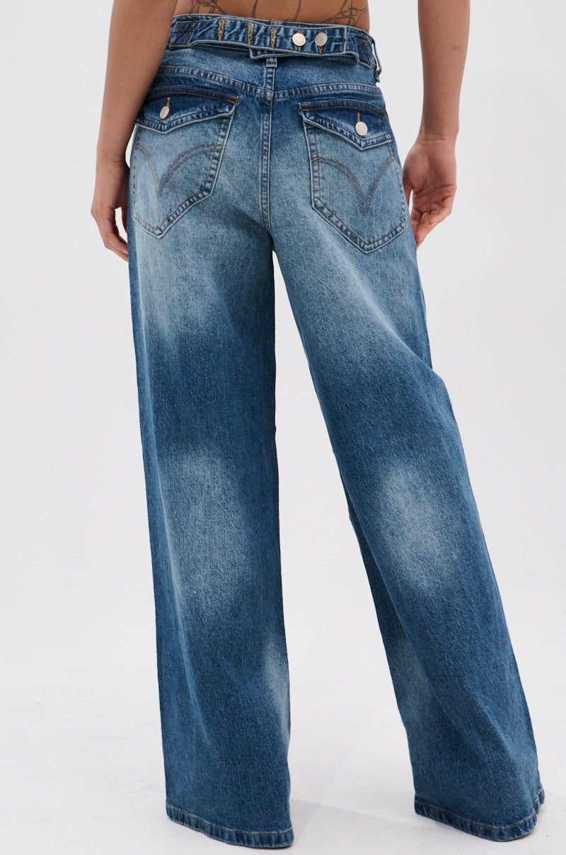 EXTREME RELAXED DENIM