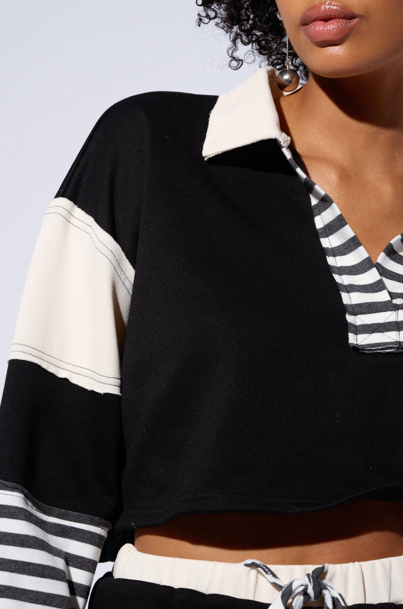 ON MY MIND CROP SWEATSHIRT