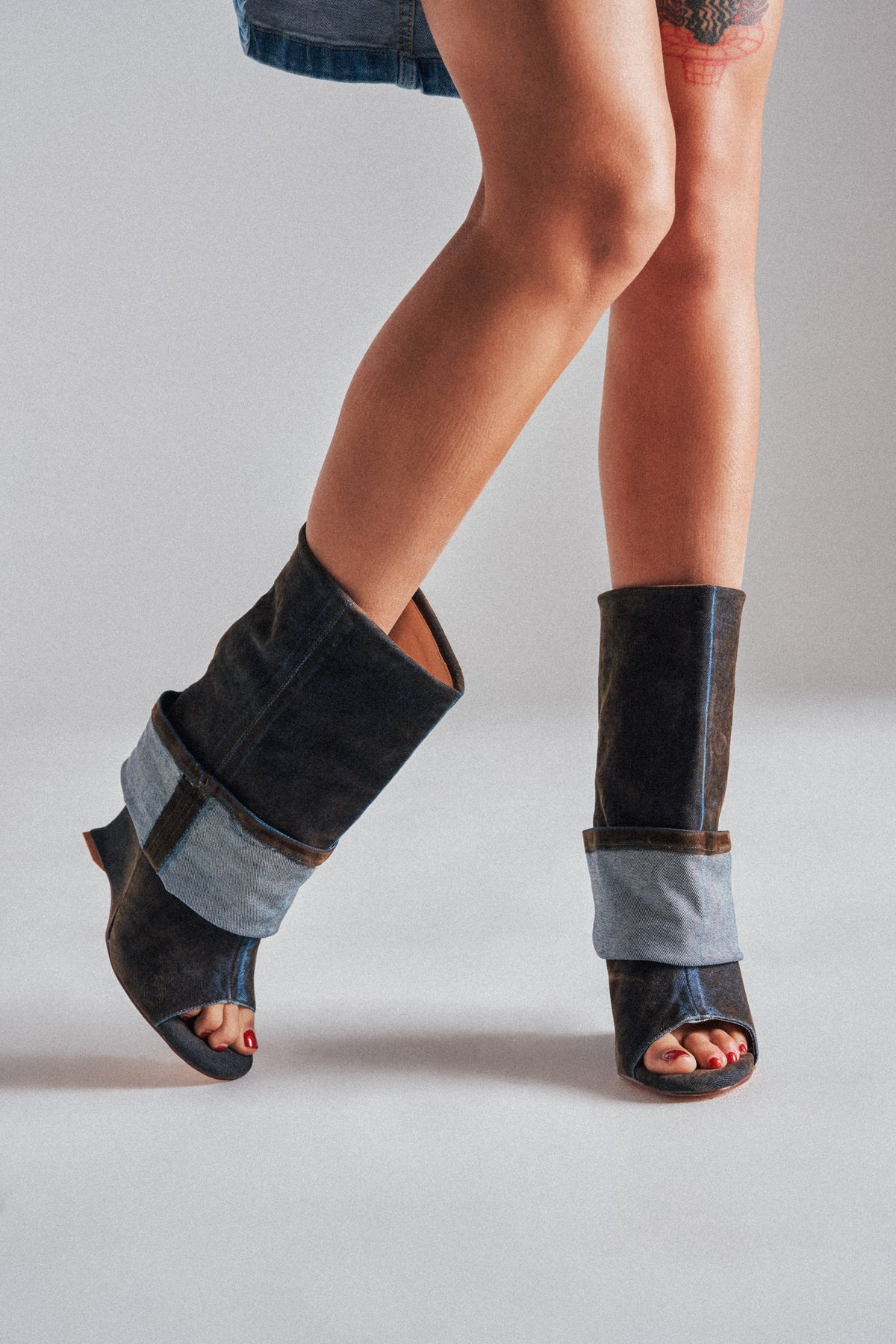 AZALEA WANG TIN BROWN CUFFED WEDGE BOOTIE