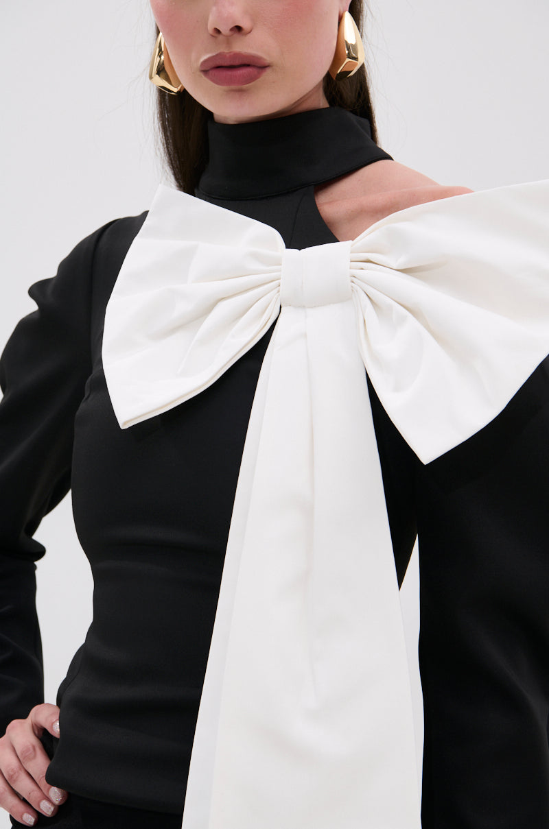 DAYANNE MOCK NECK BOW TOP