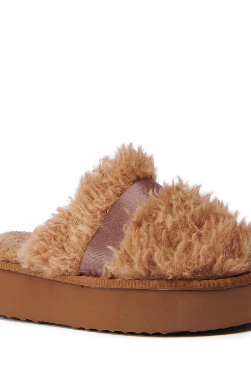 AZALEA WANG ZUNI BROWN SHERPA CLOG