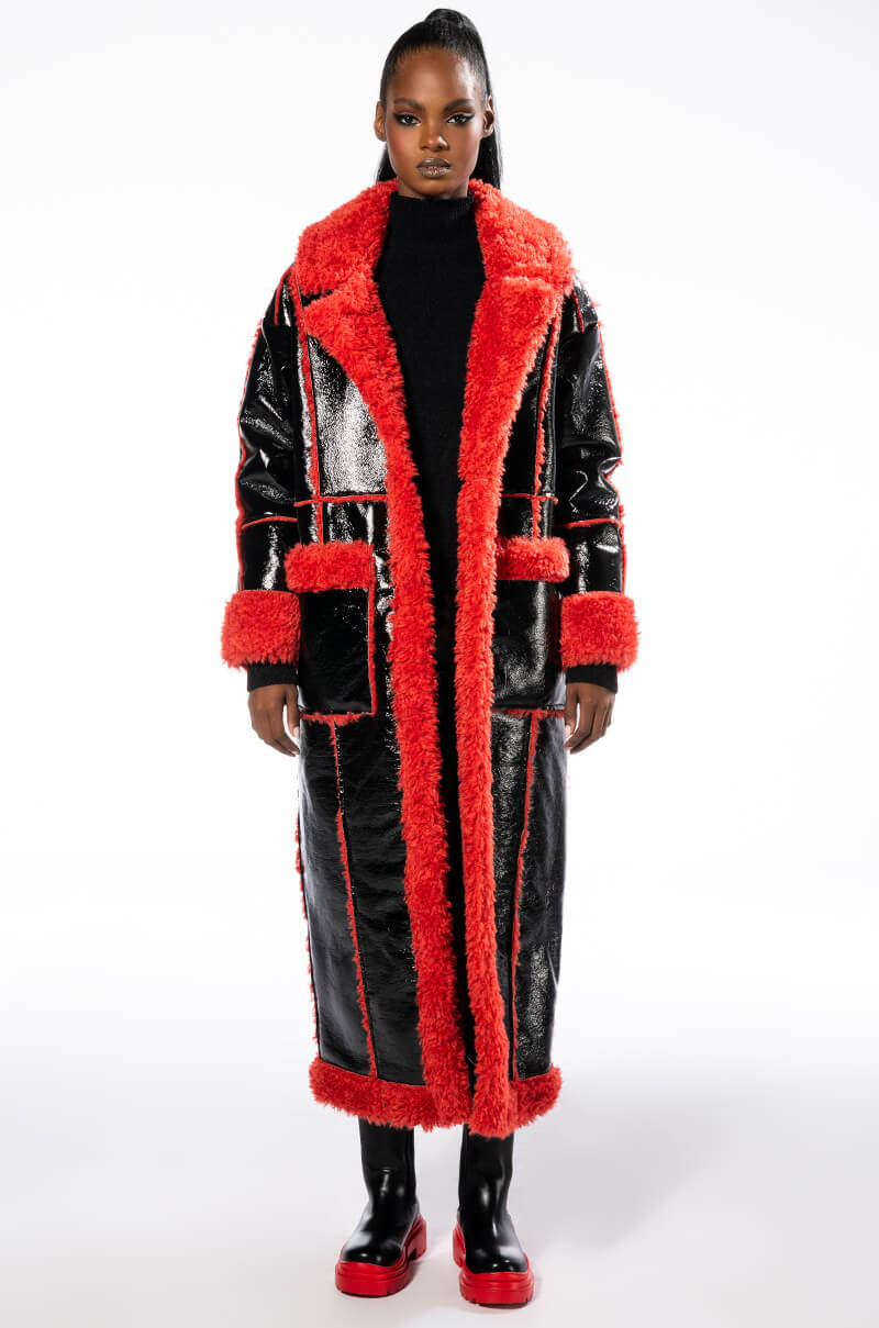 LONG PATENT TRENCH COAT WITH FUR TRIM