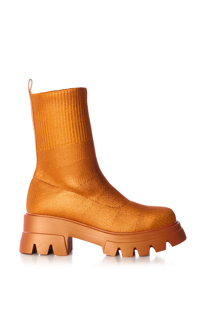 AZALEA WANG MITTY ORANGE BOOTIE