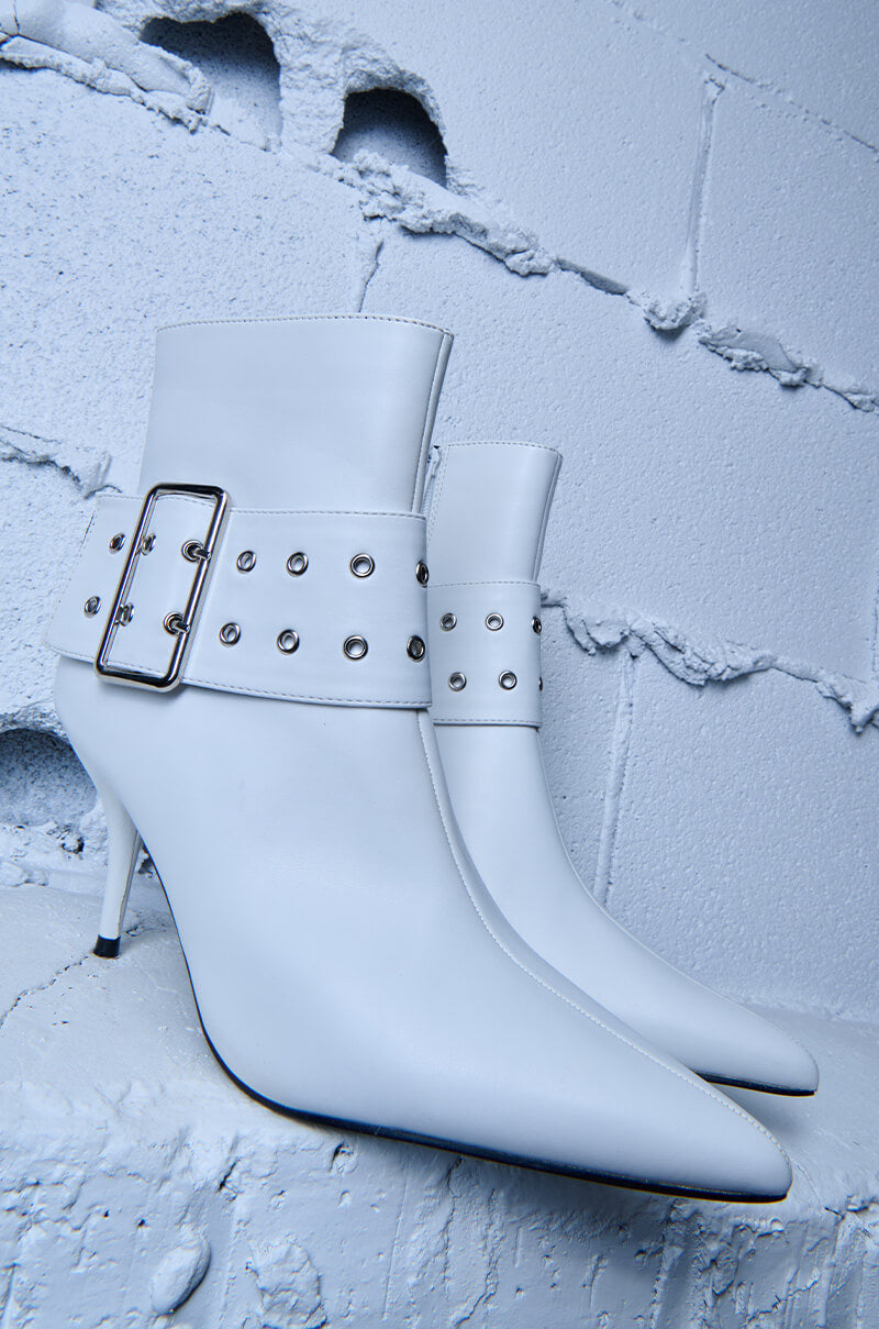 AZALEA WANG WHAT A FEELING BUCKLE BOOTIE IN WHITE